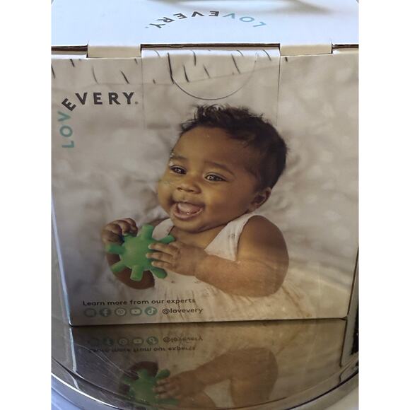 Lovevery Montessori Sensory Ball - NEW in BOX - Picture 4 of 5